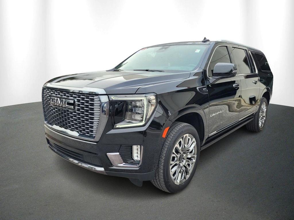 used 2023 GMC Yukon XL car, priced at $70,490