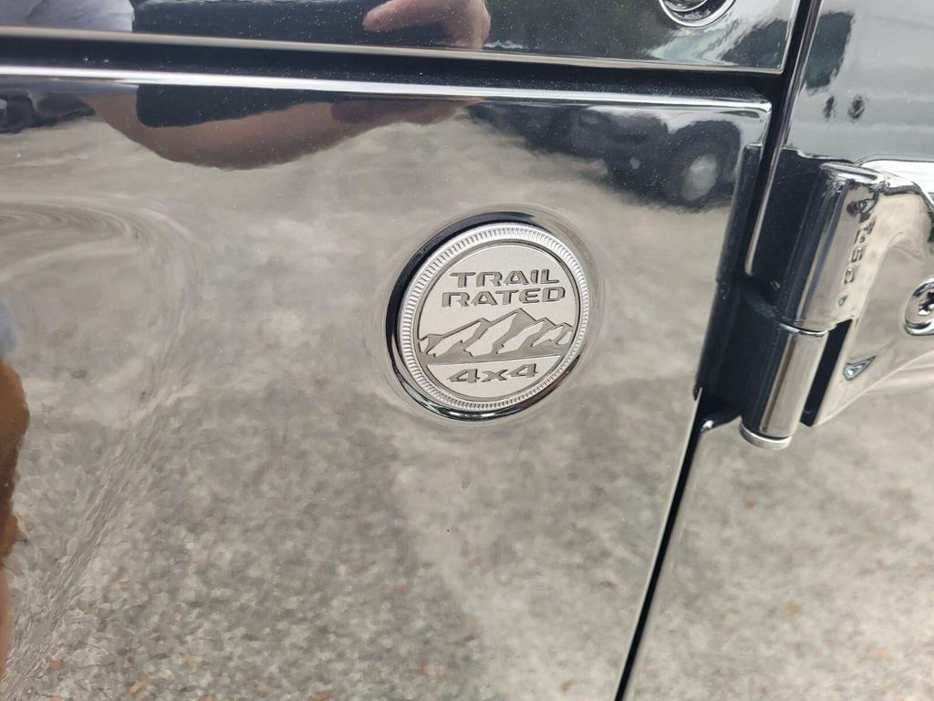 new 2025 Jeep Gladiator car, priced at $46,111