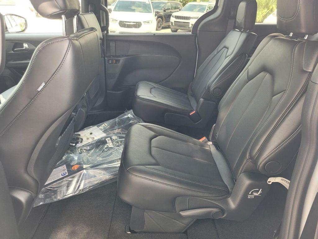 new 2026 Chrysler Pacifica car, priced at $38,538