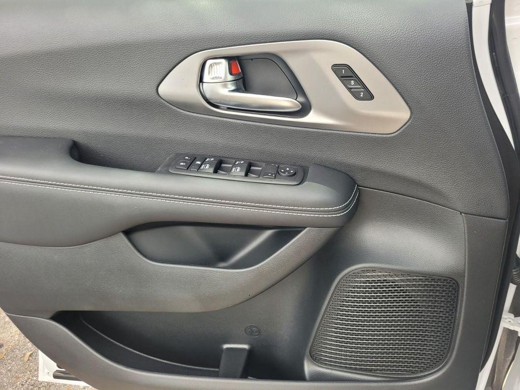 new 2026 Chrysler Pacifica car, priced at $38,538