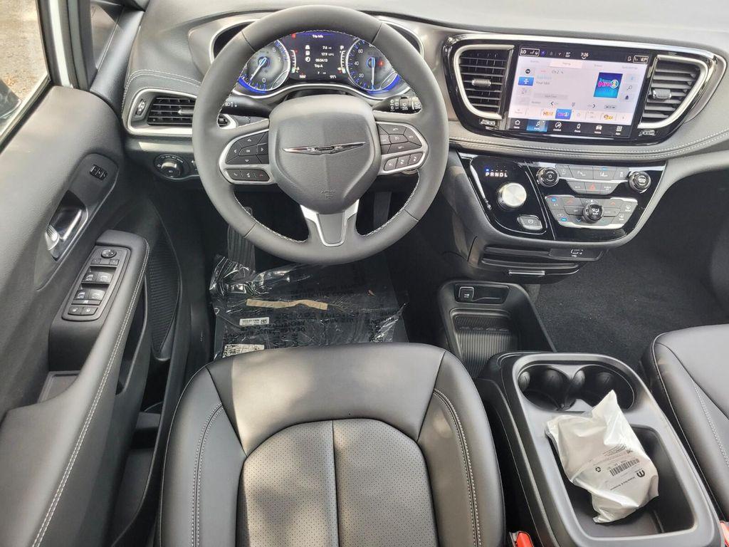 new 2026 Chrysler Pacifica car, priced at $38,538