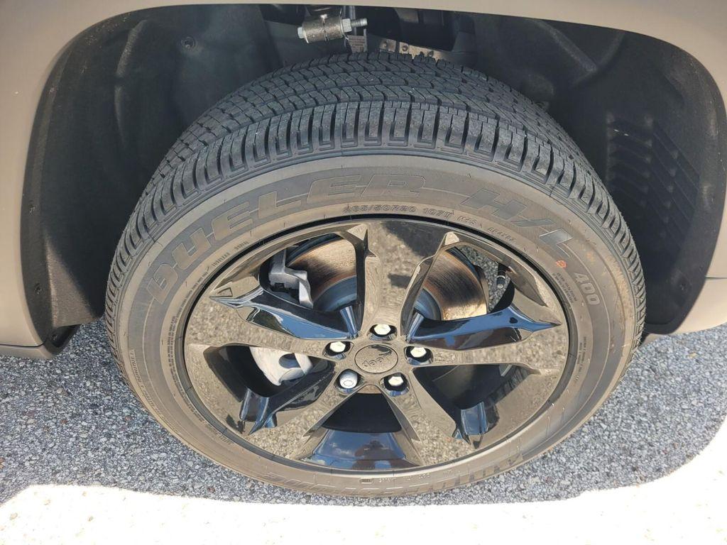 new 2025 Jeep Grand Cherokee L car, priced at $40,782