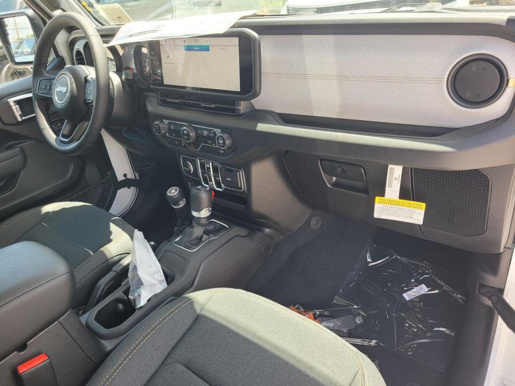 new 2025 Jeep Wrangler car, priced at $39,876