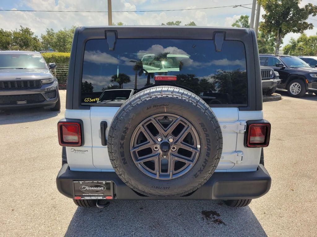 new 2025 Jeep Wrangler car, priced at $39,876