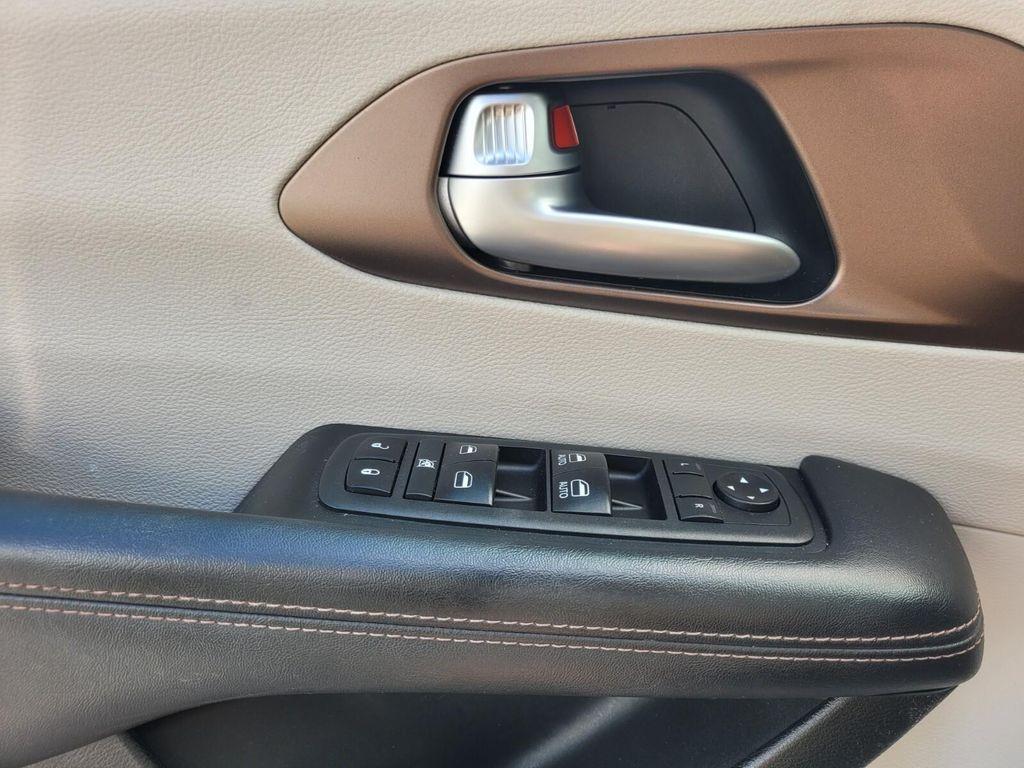 used 2018 Chrysler Pacifica car, priced at $14,500