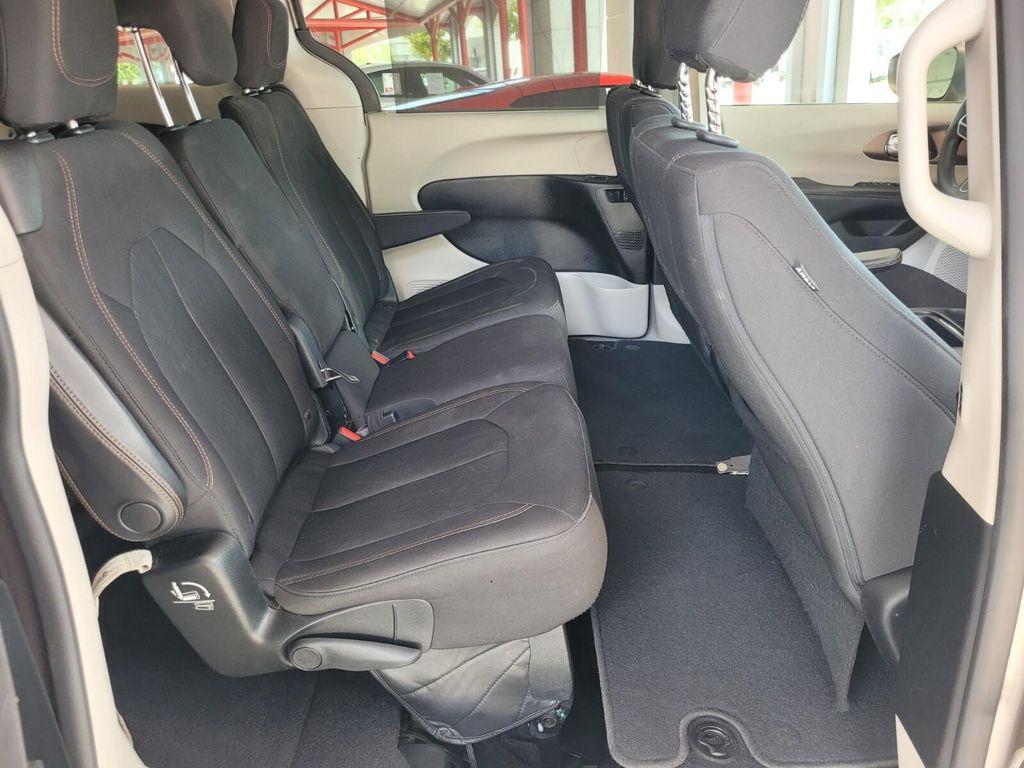 used 2018 Chrysler Pacifica car, priced at $15,791