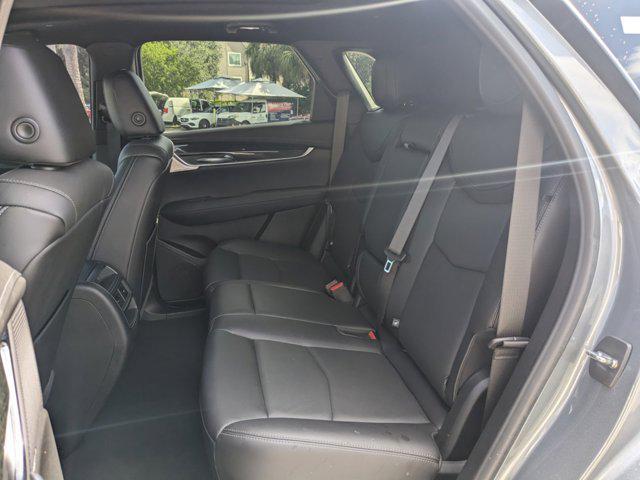 used 2021 Cadillac XT5 car, priced at $30,352