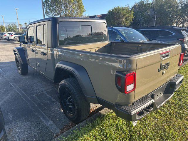 used 2020 Jeep Gladiator car, priced at $30,961