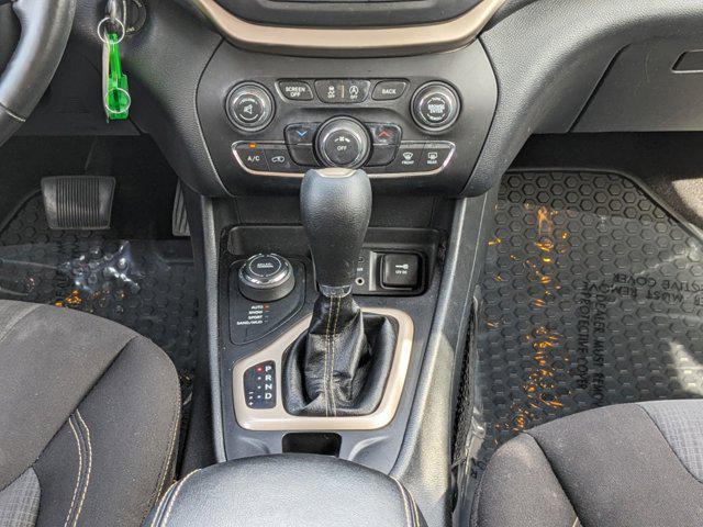 used 2016 Jeep Cherokee car, priced at $10,191