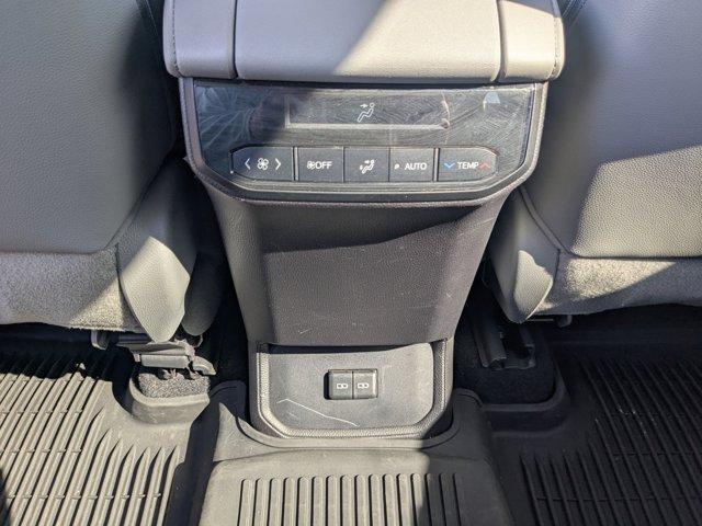 used 2022 Toyota Highlander car, priced at $29,995