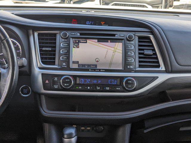 used 2019 Toyota Highlander car, priced at $25,892