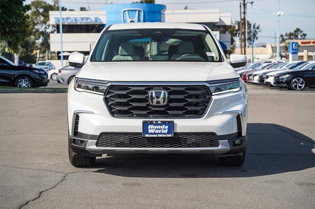 new 2025 Honda Pilot car, priced at $47,450