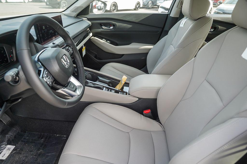 new 2025 Honda Accord Hybrid car, priced at $40,905