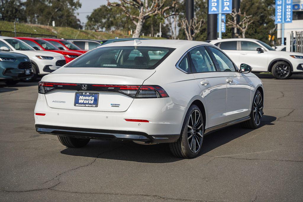 new 2025 Honda Accord Hybrid car, priced at $40,905