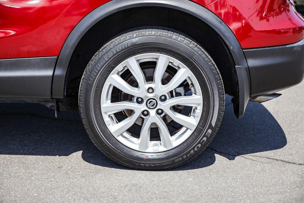 used 2021 Nissan Rogue Sport car, priced at $18,998