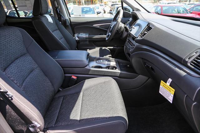 new 2025 Honda Ridgeline car, priced at $43,955