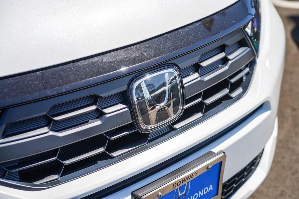 new 2026 Honda Odyssey car, priced at $45,800
