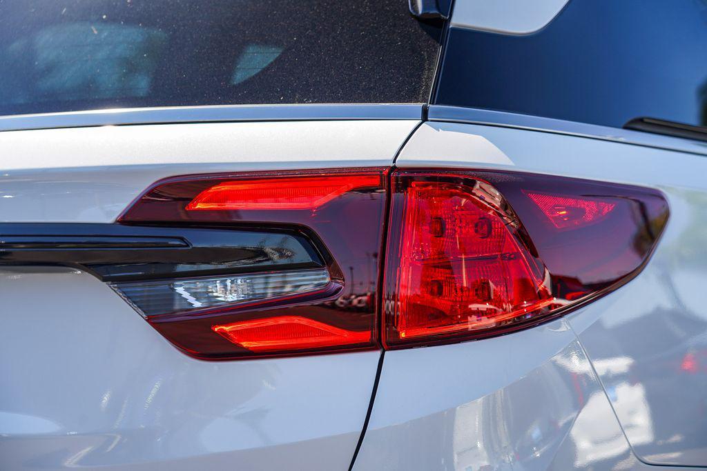 new 2026 Honda Odyssey car, priced at $45,800