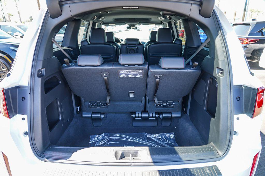 new 2026 Honda Odyssey car, priced at $45,800