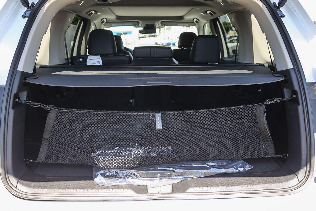 new 2025 Honda Pilot car, priced at $49,450