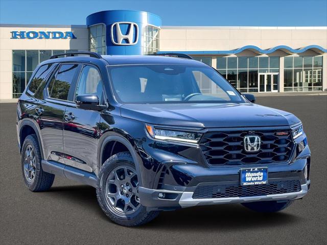 new 2025 Honda Pilot car, priced at $50,850