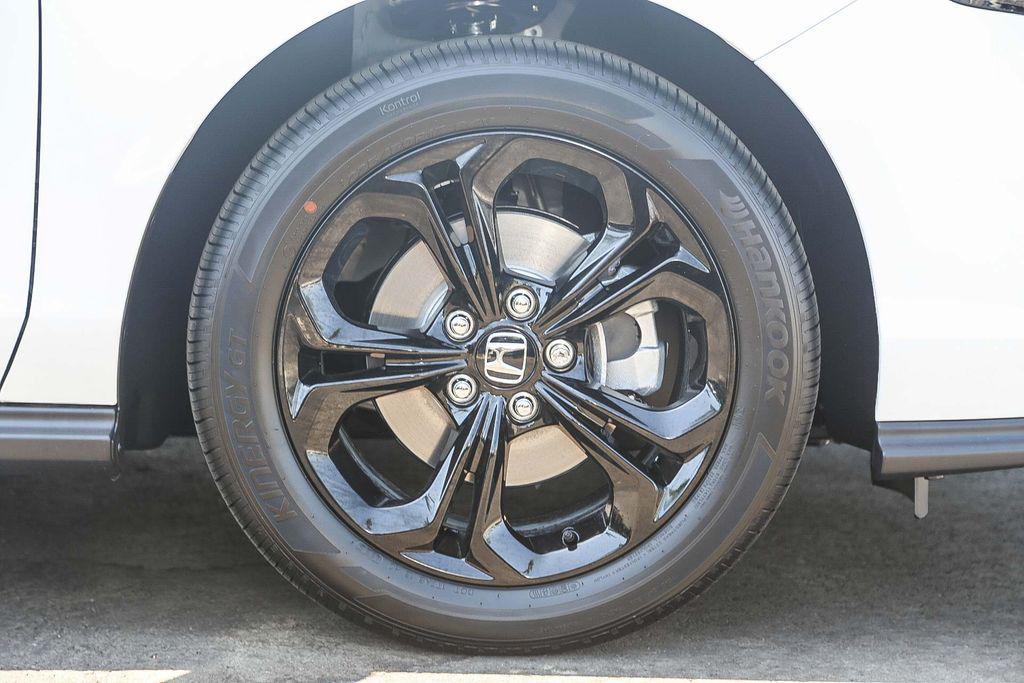 new 2025 Honda Accord car, priced at $32,165