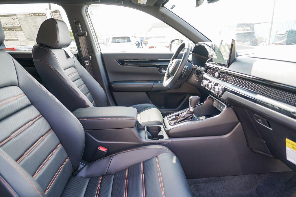 new 2026 Honda CR-V Hybrid car, priced at $44,155