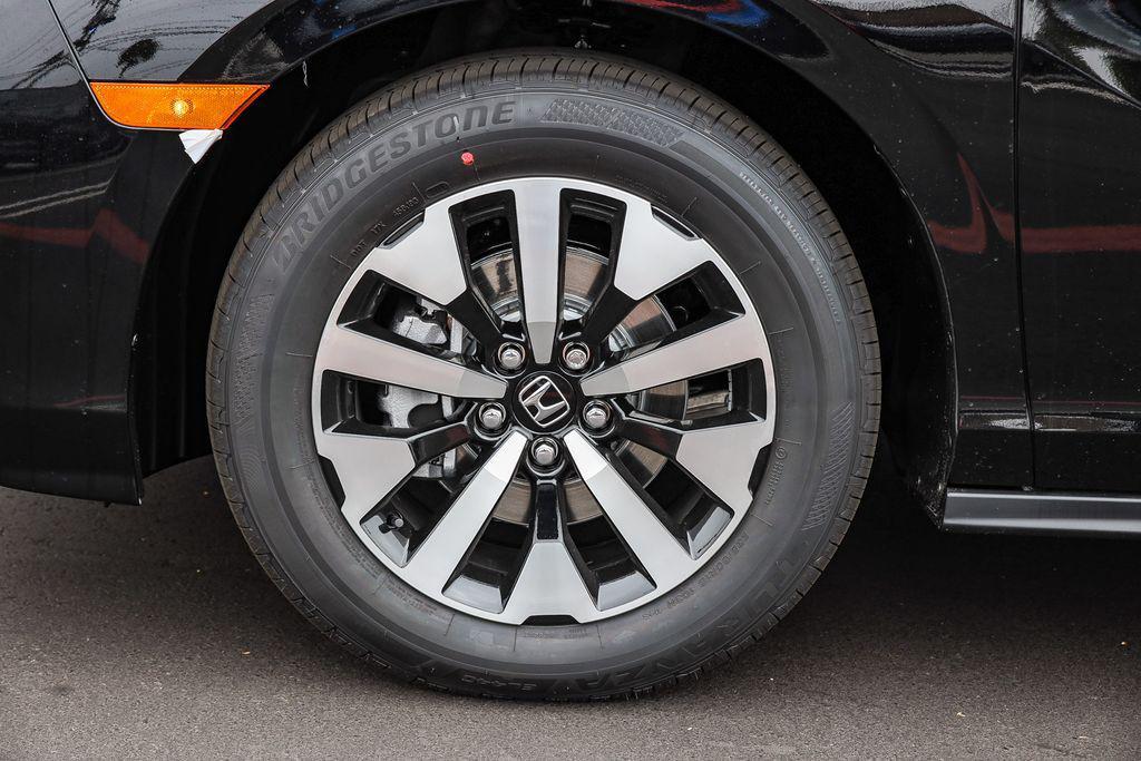 new 2026 Honda Odyssey car, priced at $45,685