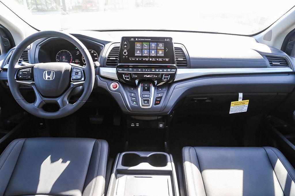 new 2026 Honda Odyssey car, priced at $45,685