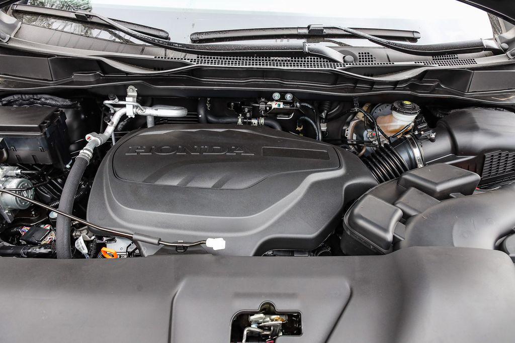 new 2026 Honda Odyssey car, priced at $45,685