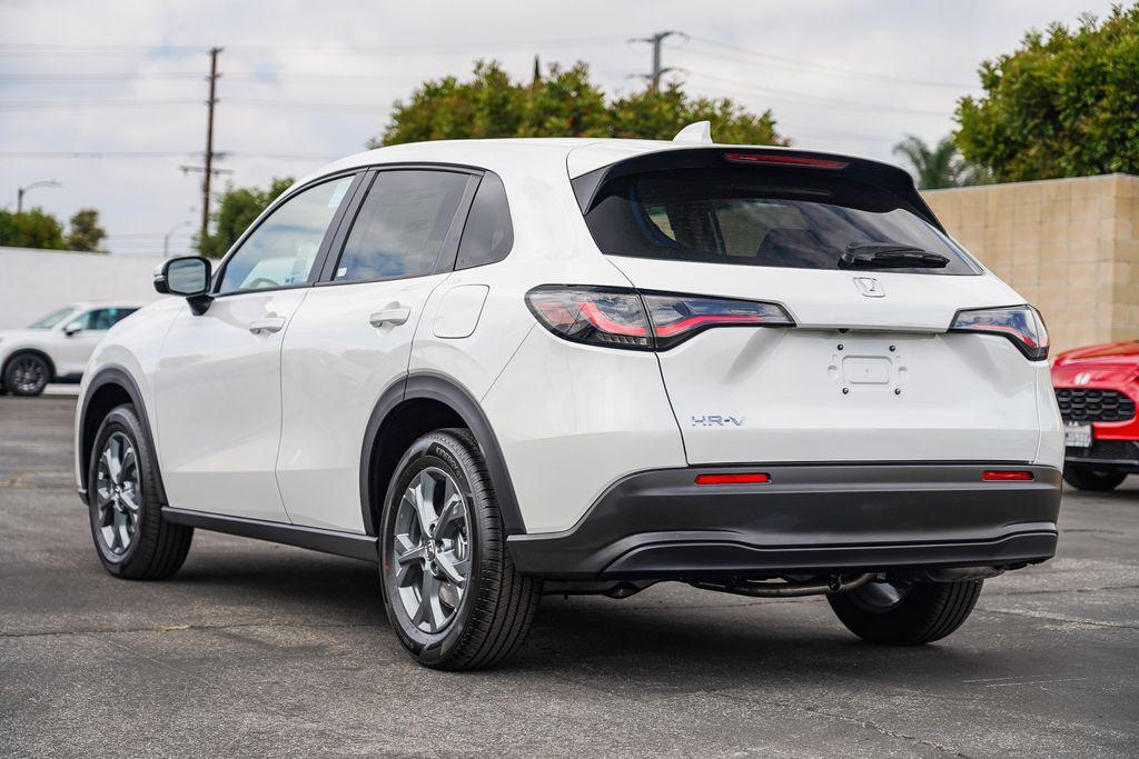 new 2026 Honda HR-V car, priced at $28,105