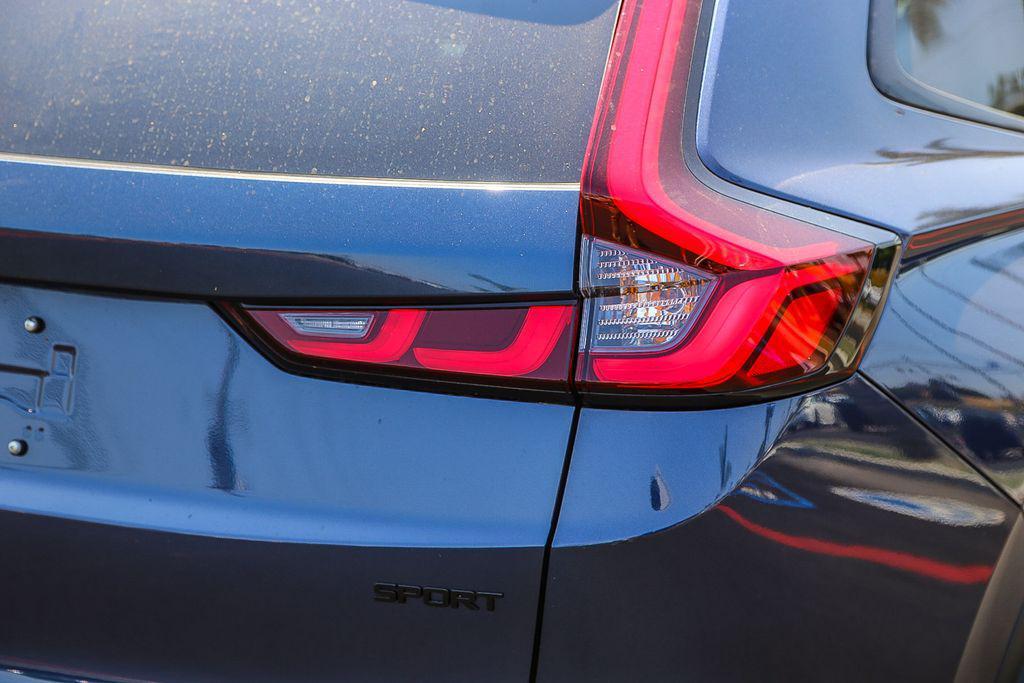 new 2026 Honda CR-V Hybrid car, priced at $40,175