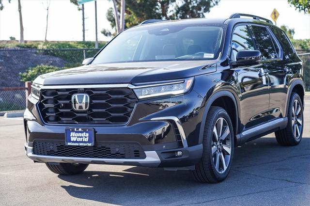 new 2025 Honda Pilot car, priced at $54,475