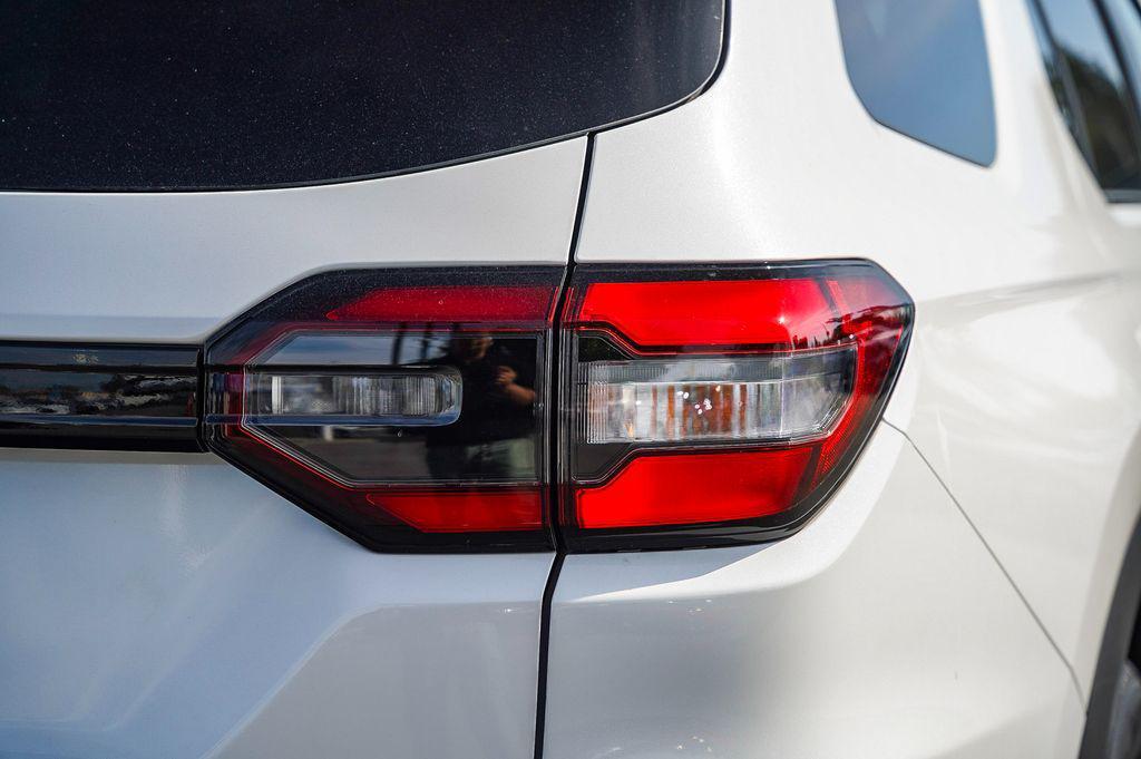 new 2025 Honda Pilot car, priced at $47,505
