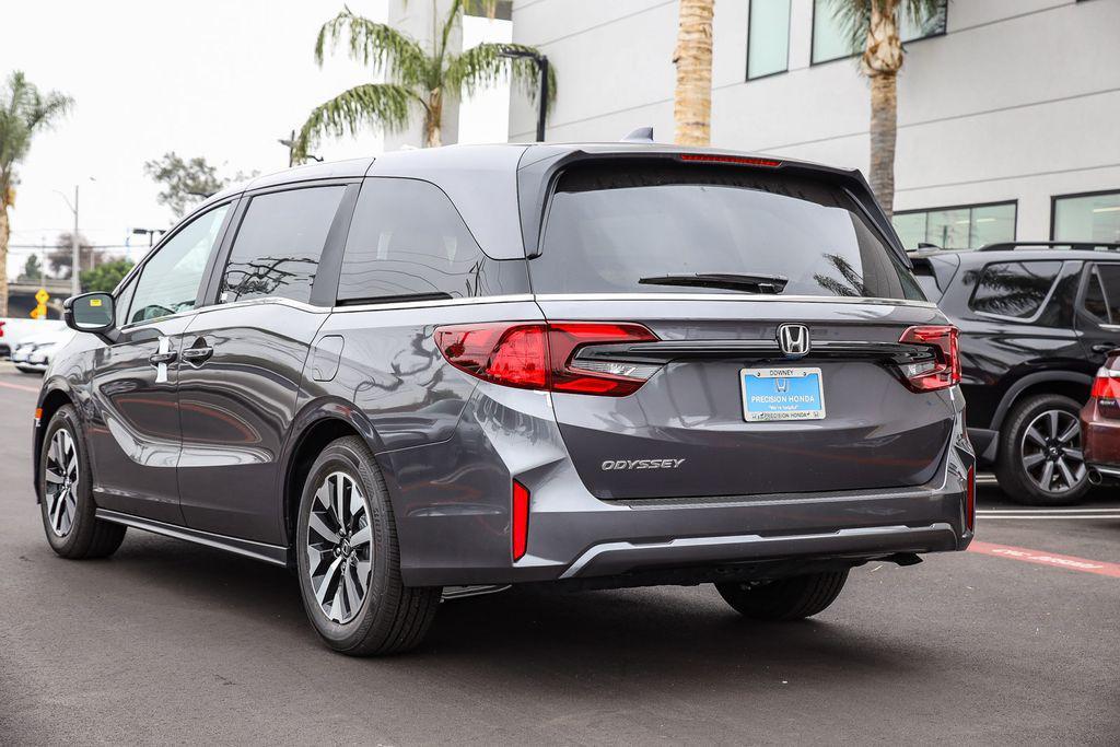 new 2026 Honda Odyssey car, priced at $44,290