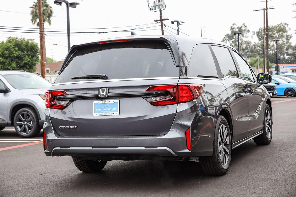 new 2026 Honda Odyssey car, priced at $44,290