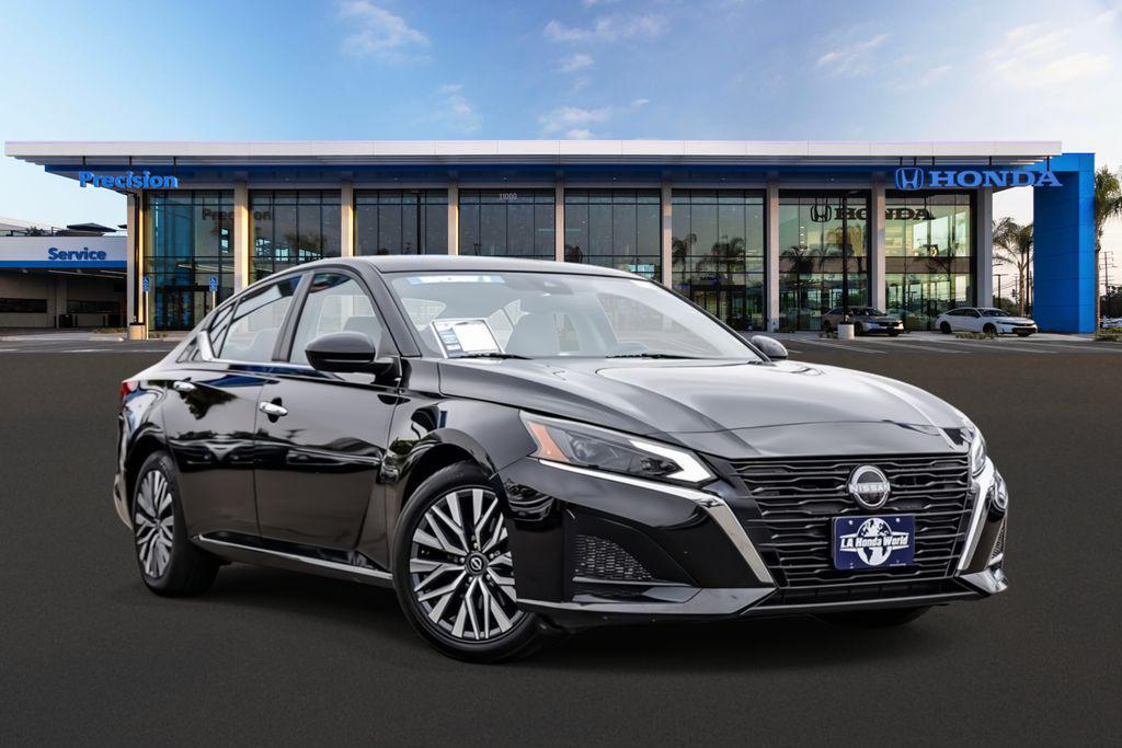 used 2023 Nissan Altima car, priced at $21,998