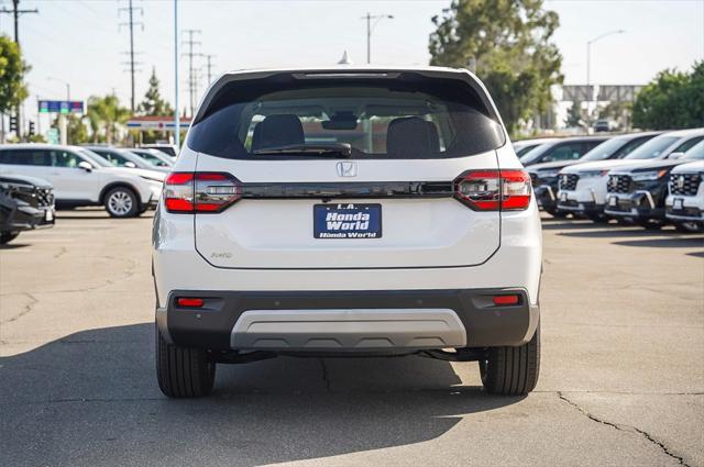 new 2025 Honda Pilot car, priced at $47,450