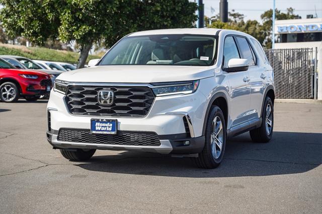 new 2025 Honda Pilot car, priced at $47,450