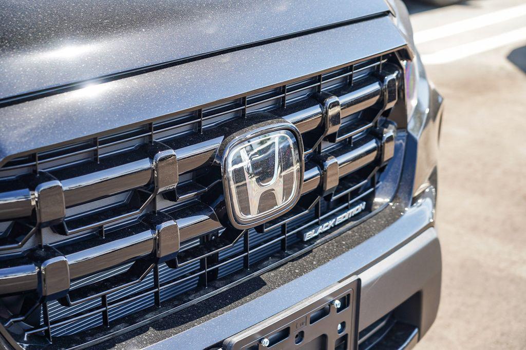 new 2025 Honda Ridgeline car, priced at $48,200