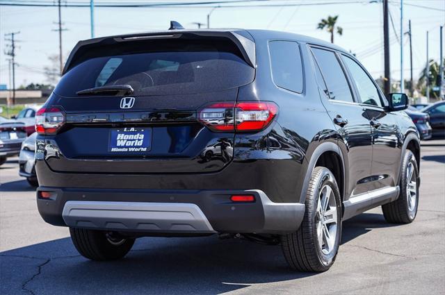 new 2025 Honda Pilot car, priced at $47,245