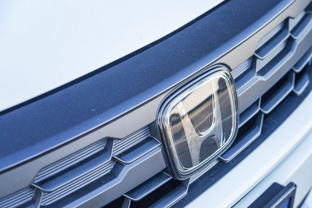 new 2025 Honda Odyssey car, priced at $45,275