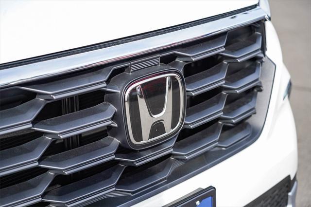 new 2025 Honda Pilot car, priced at $45,350