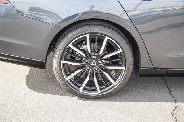 new 2025 Honda Accord Hybrid car, priced at $40,450