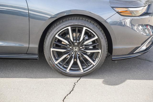 new 2025 Honda Accord Hybrid car, priced at $40,450