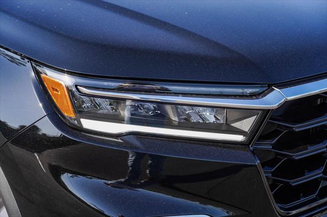 new 2025 Honda Pilot car, priced at $54,530