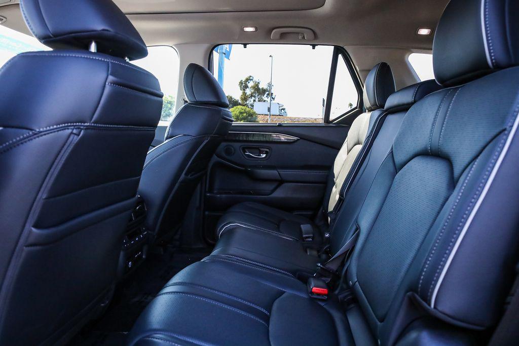 used 2024 Honda Pilot car, priced at $48,998