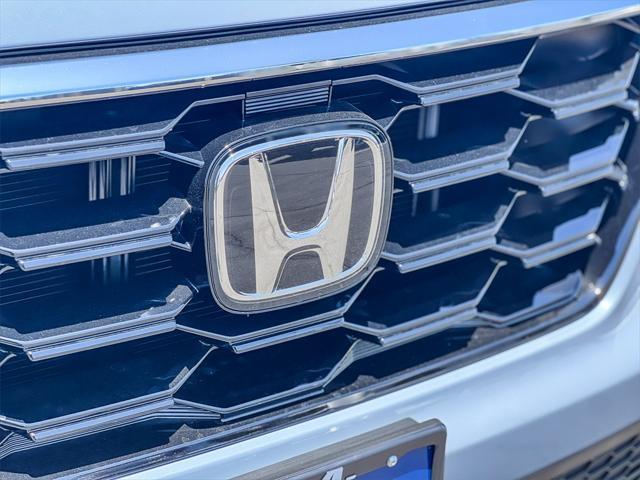 new 2025 Honda Pilot car, priced at $49,050