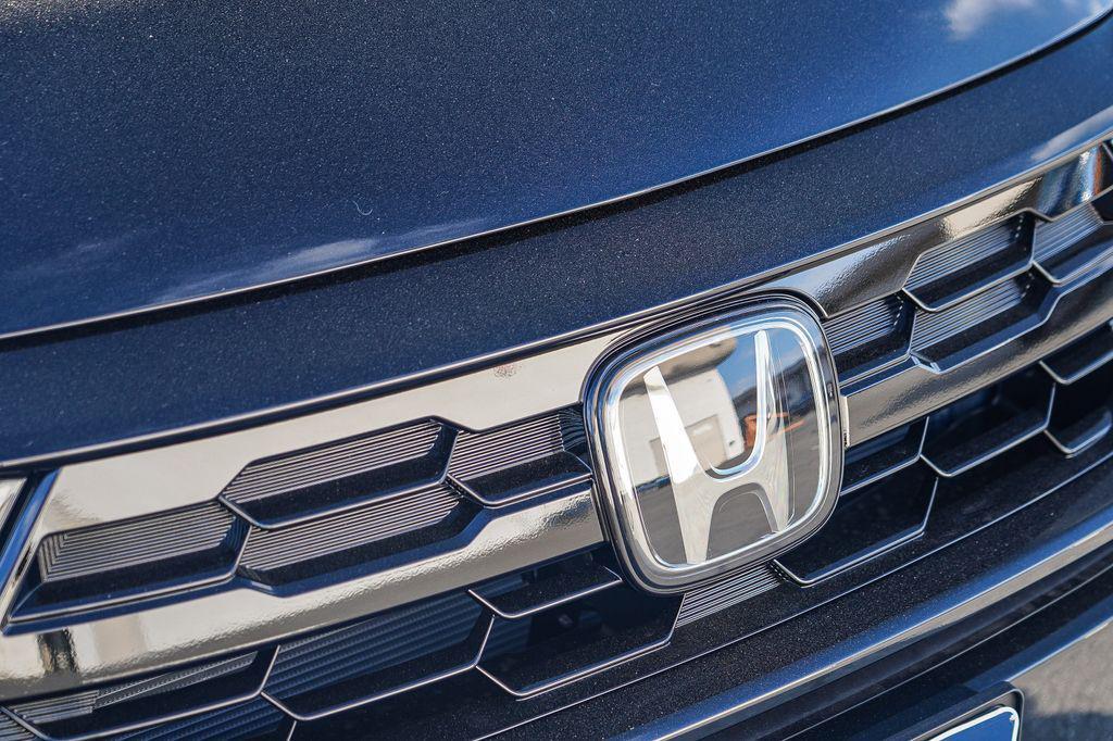 new 2025 Honda Odyssey car, priced at $48,360
