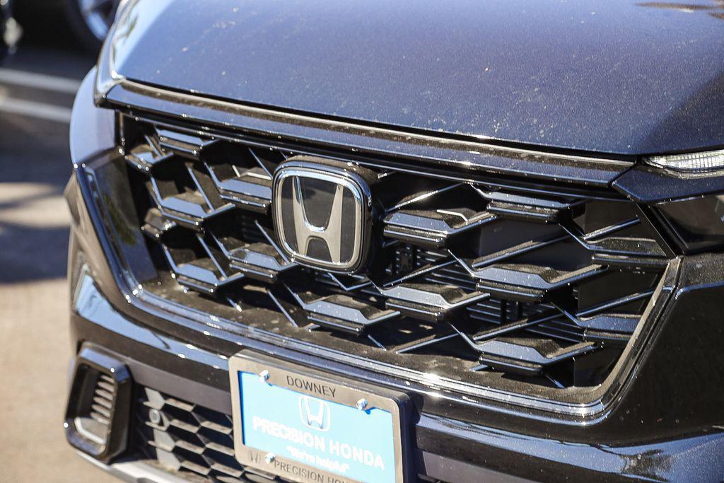 new 2026 Honda CR-V Hybrid car, priced at $41,675